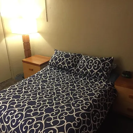 Kelowna International Hostel-3